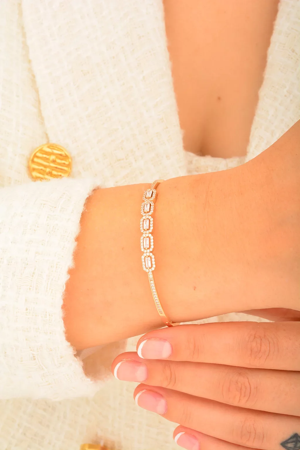 Cebeci 14 Ayar Rose Baget Kelepçeli Altın Bilezik