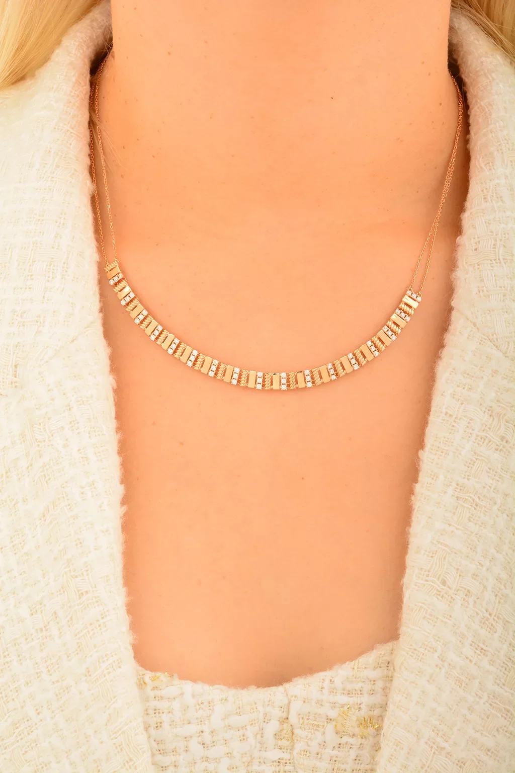 Cebeci 14 Ayar Rose Taşlı Altın Kolye