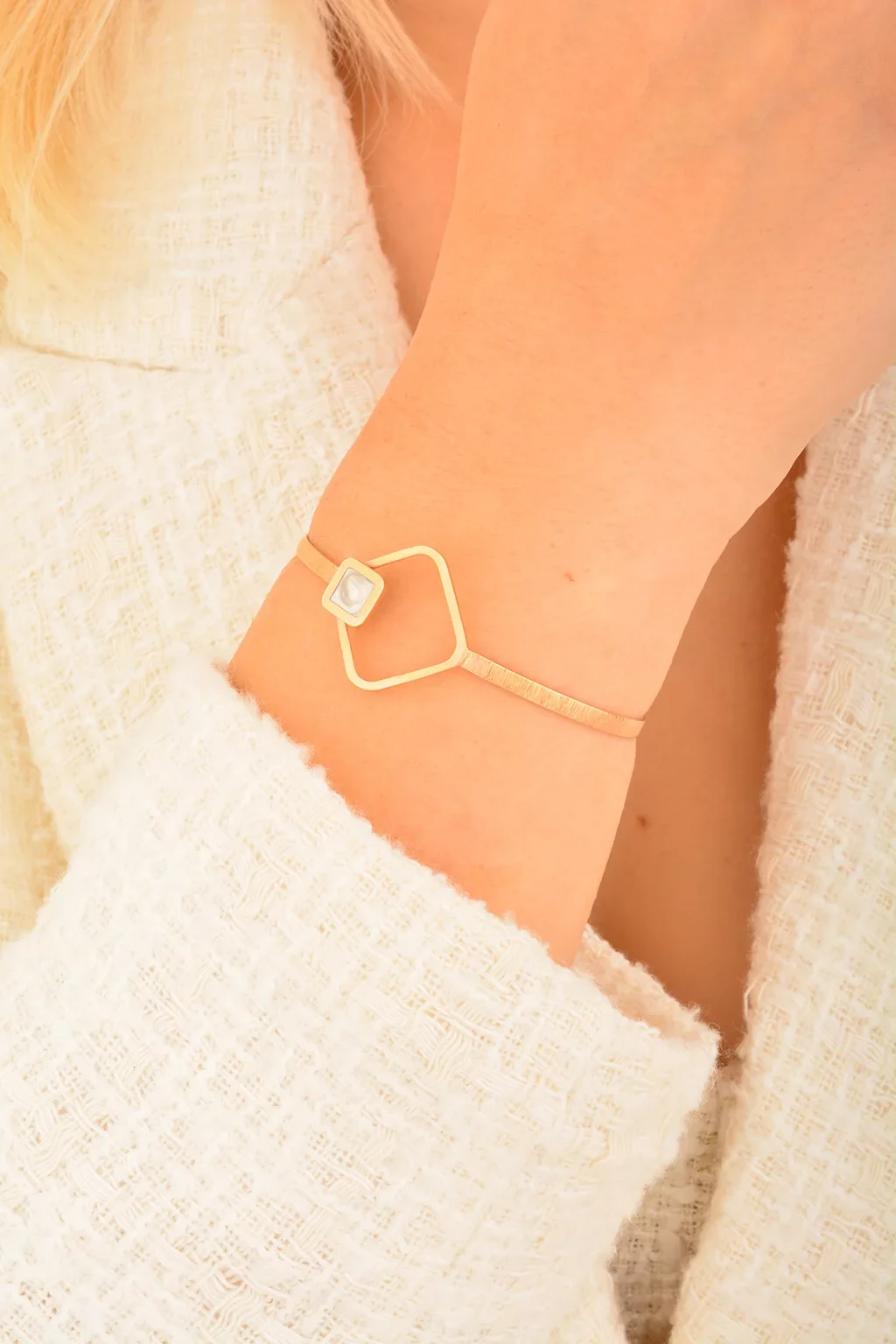 Cebeci 14 Ayar Sedefli Rose Altın Bilezik