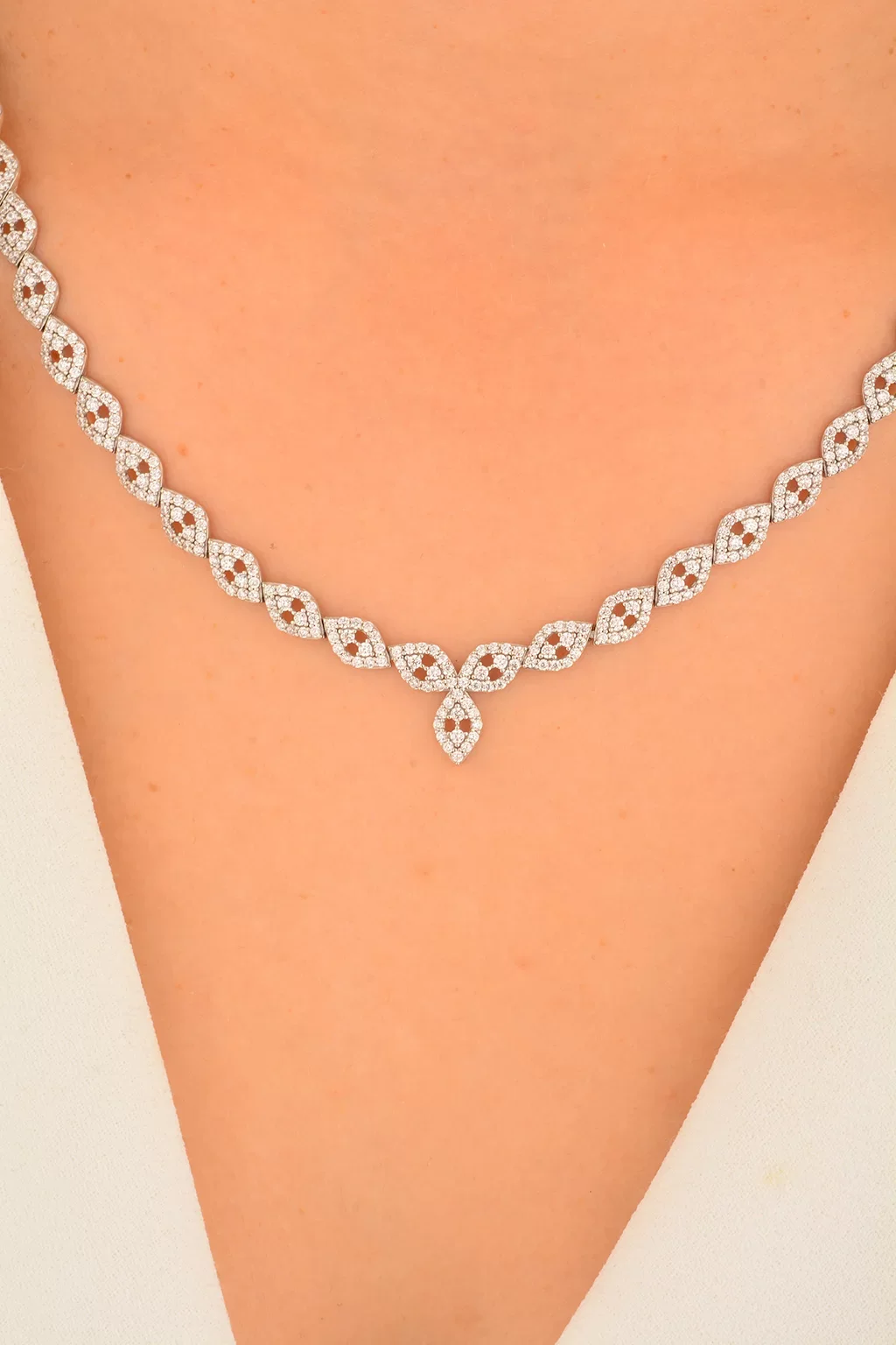 Cebeci 14 Ayar Taşlı Altın Gerdanlık