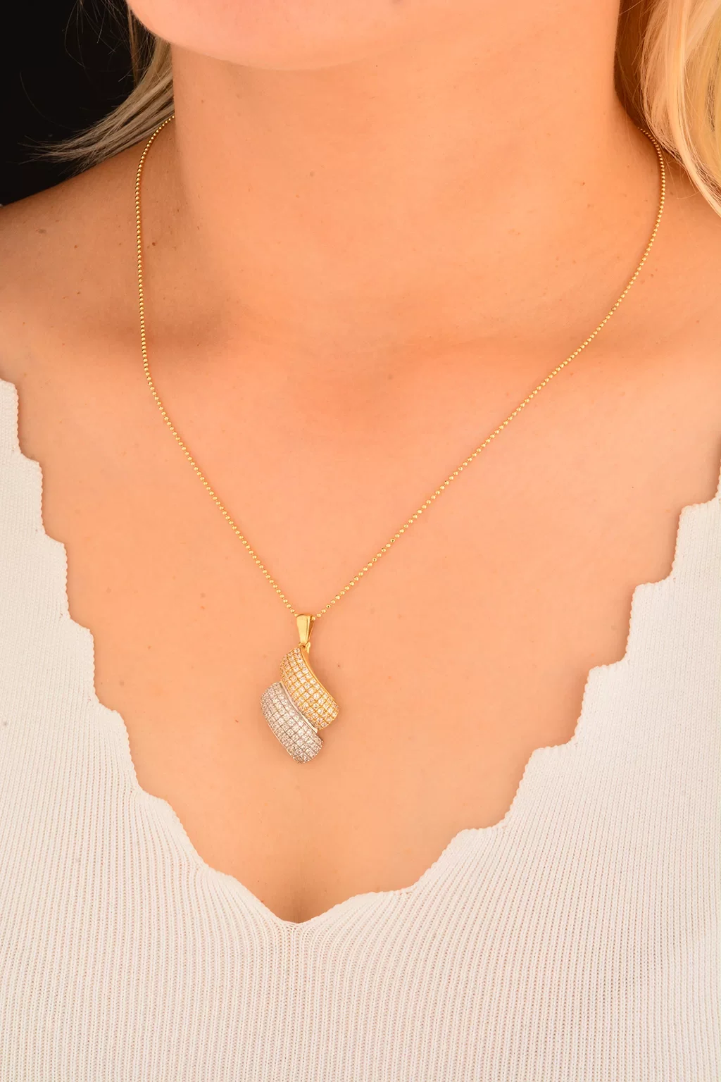 Cebeci 14 Ayar Taşlı Altın Kolye Ucu