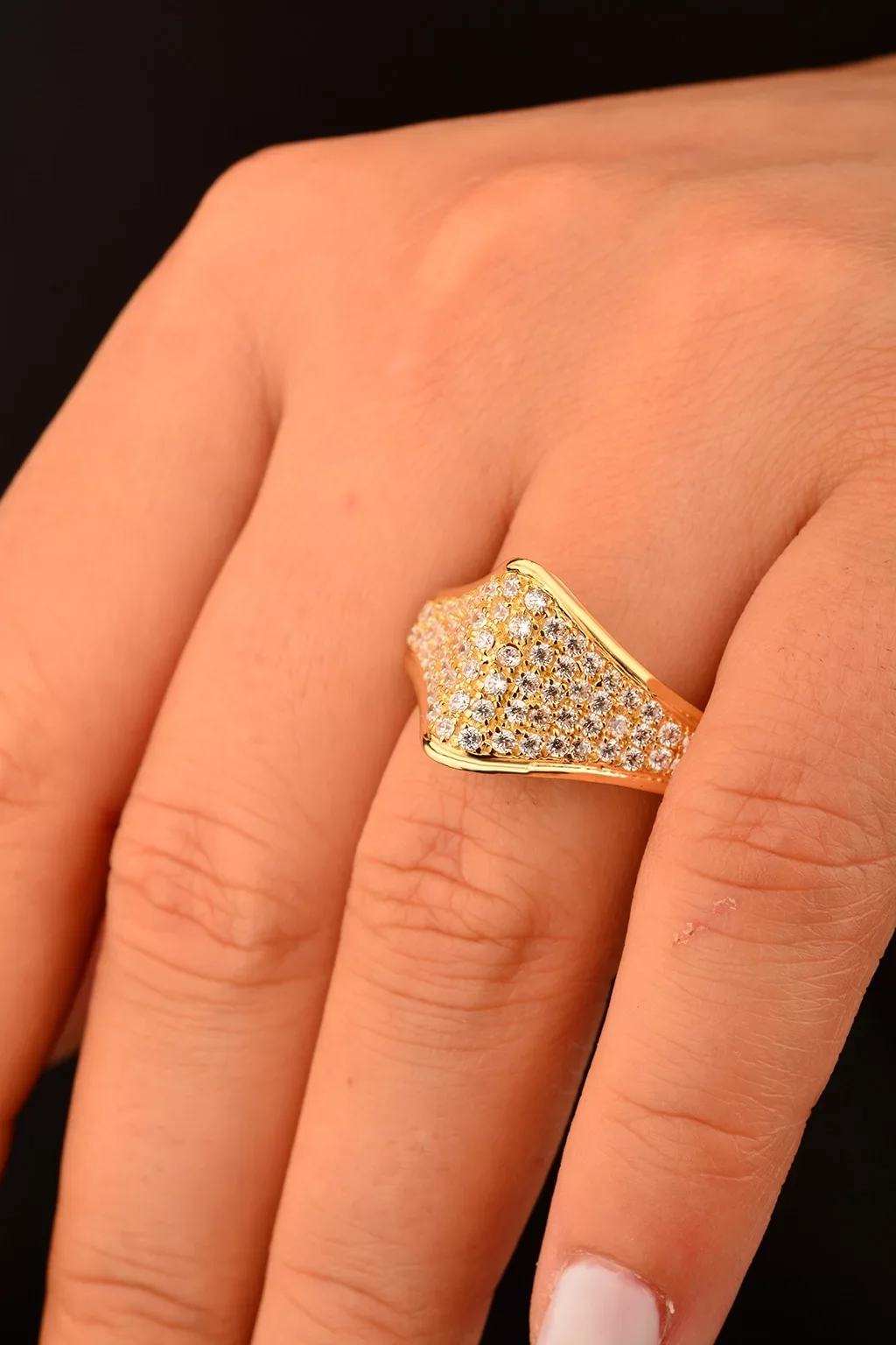 Cebeci 14 Ayar Taşlı Altın Yüzük