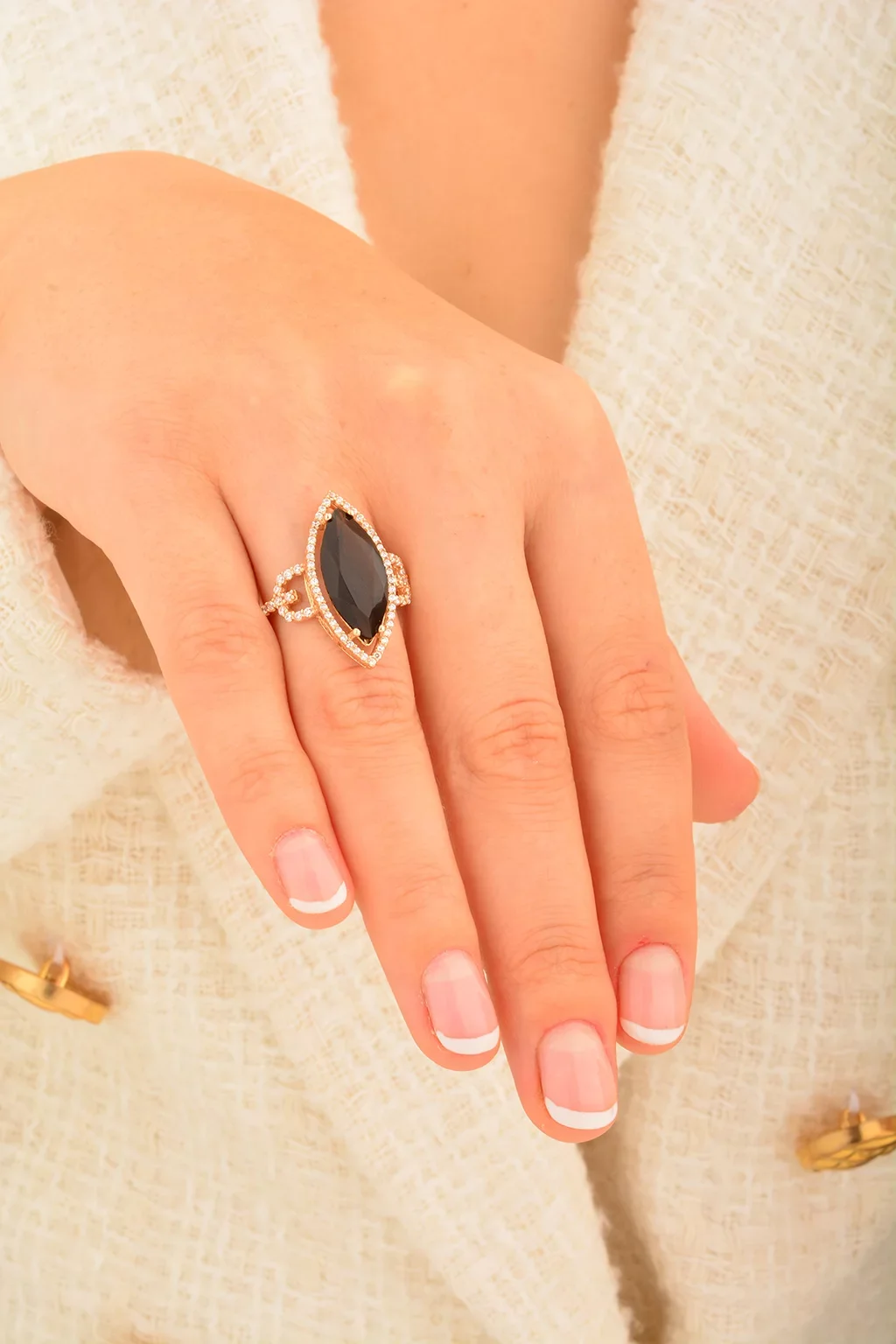 Cebeci 14 Ayar Taşlı Altın Yüzük