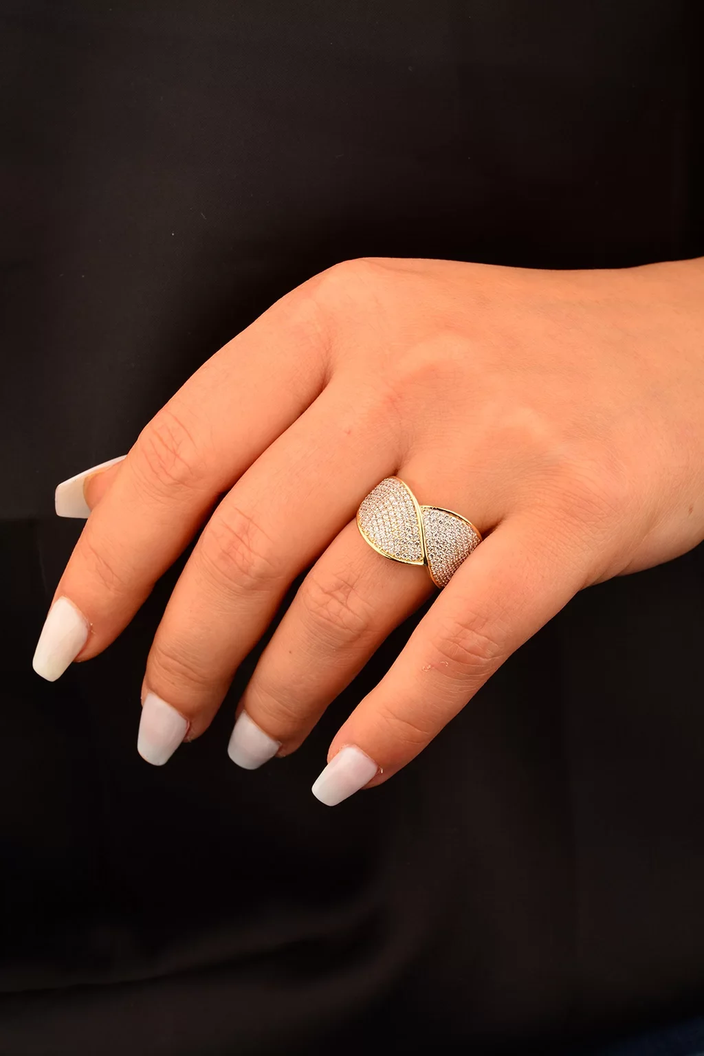 Cebeci 14 Ayar Taşlı Altın Yüzük