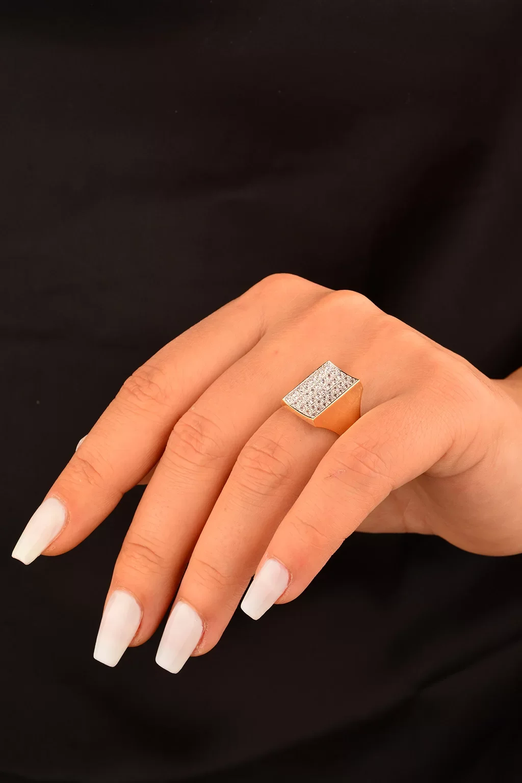 Cebeci 14 Ayar Taşlı Altın Yüzük