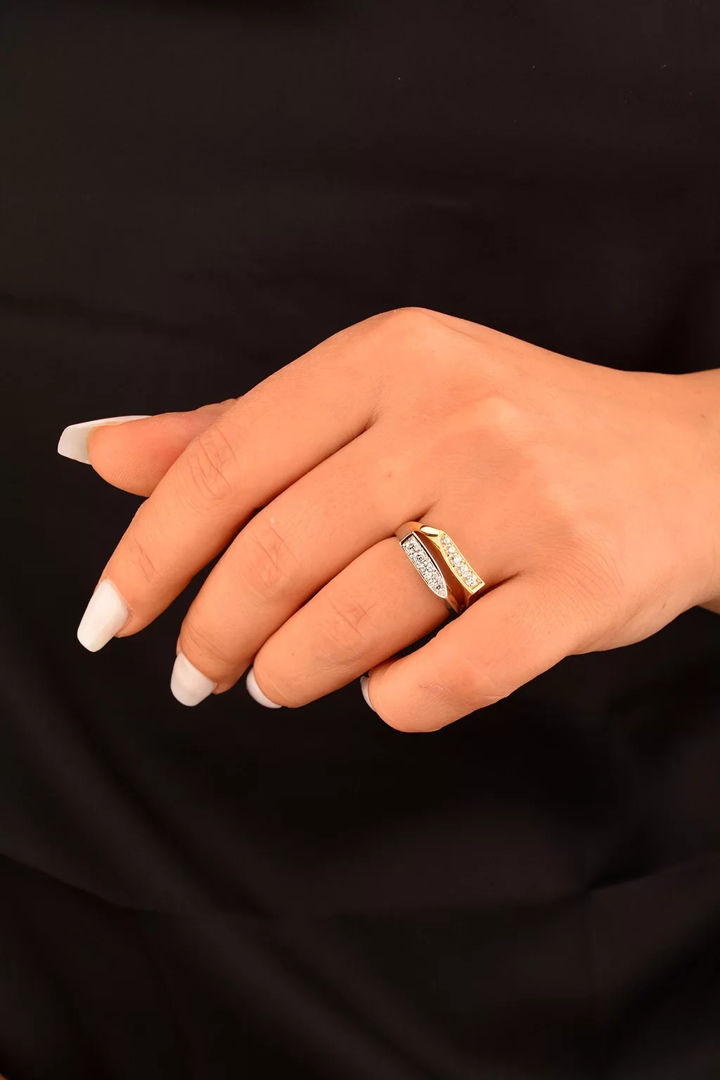 Cebeci 14 Ayar Taşlı Altın Yüzük