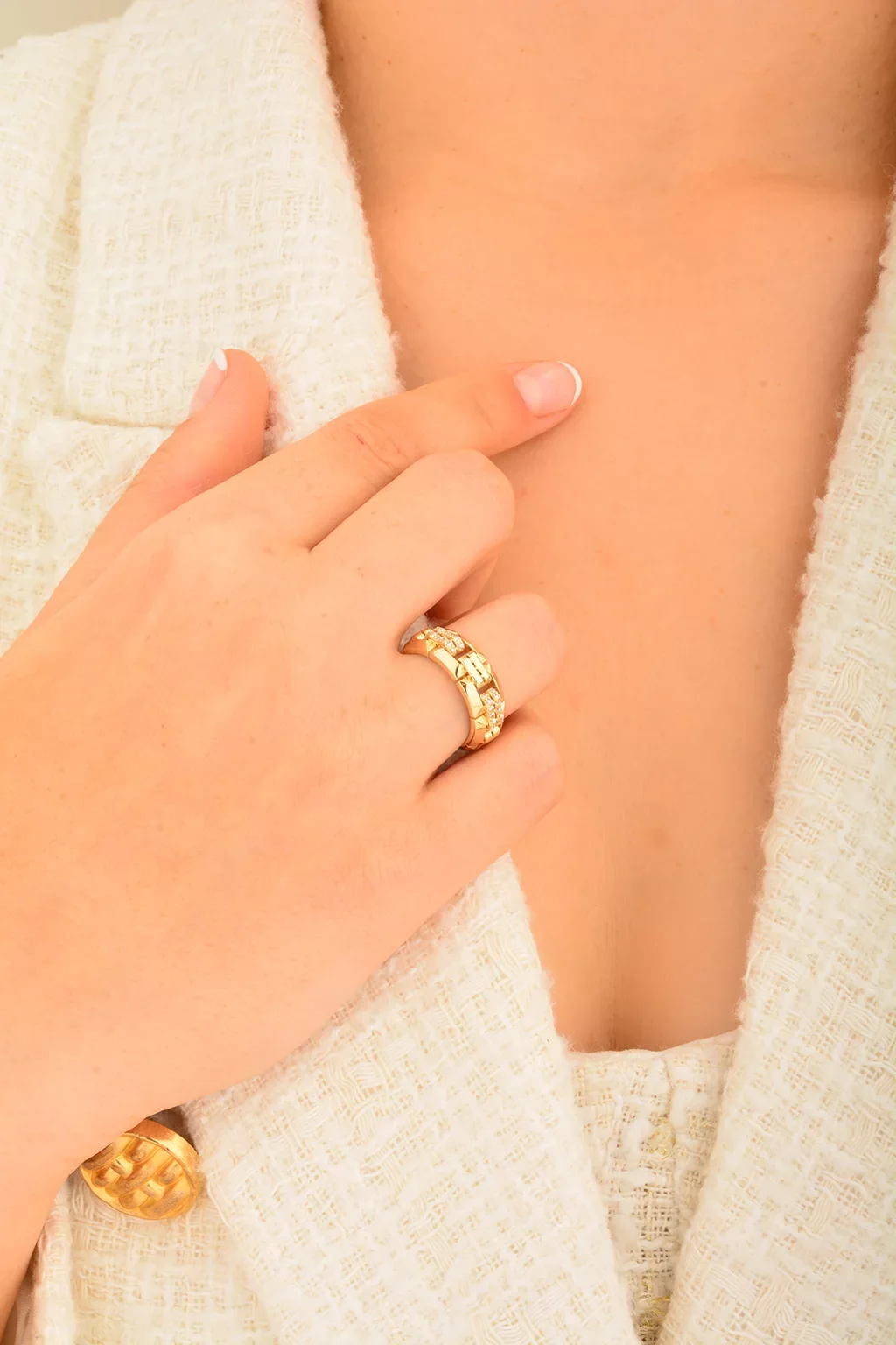 Cebeci 14 Ayar Taşlı Altın Yüzük