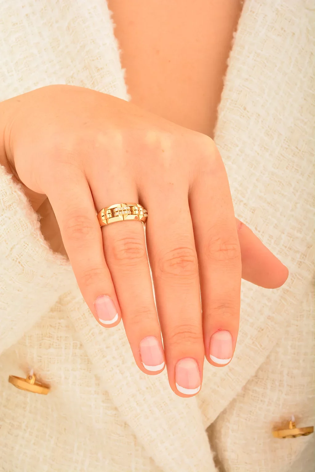 Cebeci 14 Ayar Taşlı Altın Yüzük