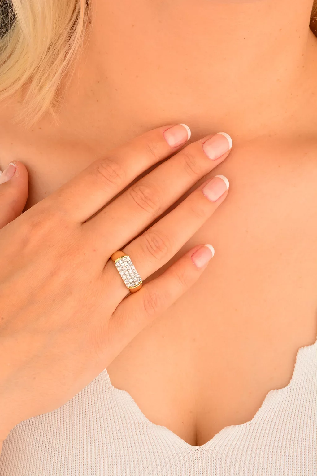 Cebeci 14 Ayar Taşlı Altın Yüzük