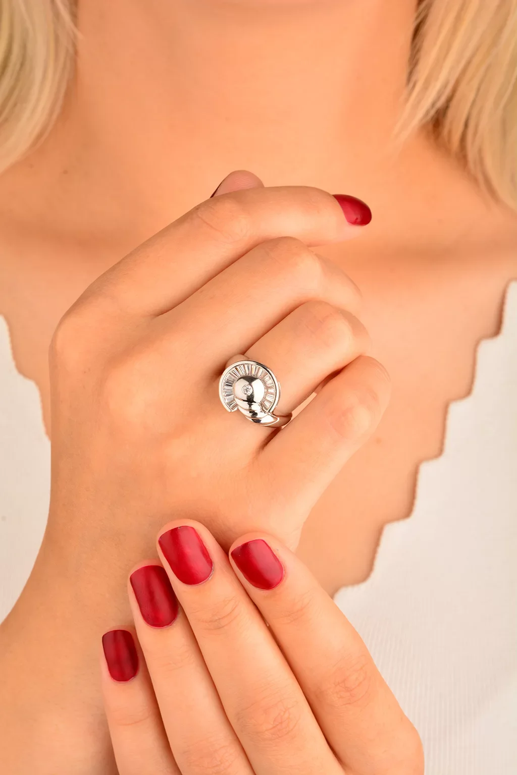 Cebeci 14 Ayar Taşlı Beyaz Altın Yüzük