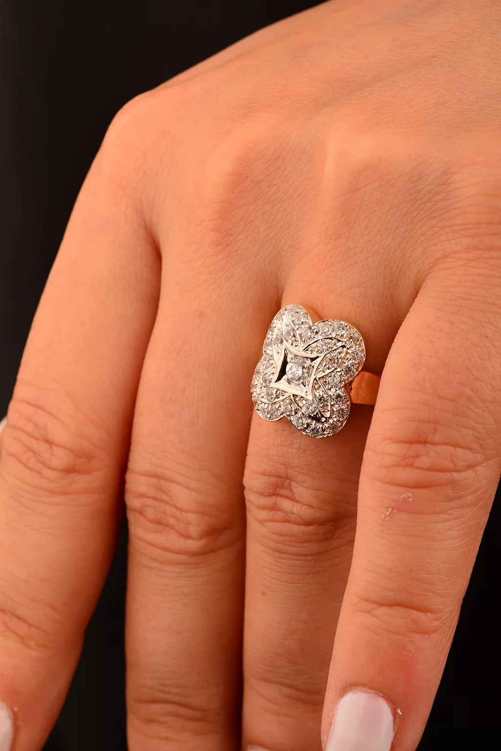 Cebeci 14 Ayar Taşlı Çiçek Altın Yüzük