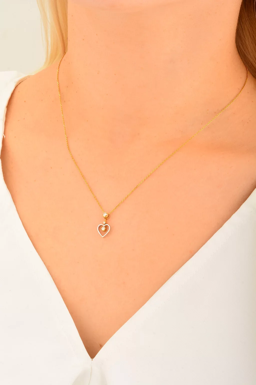 Cebeci 14 Ayar Taşlı Kalp Altın Kolye