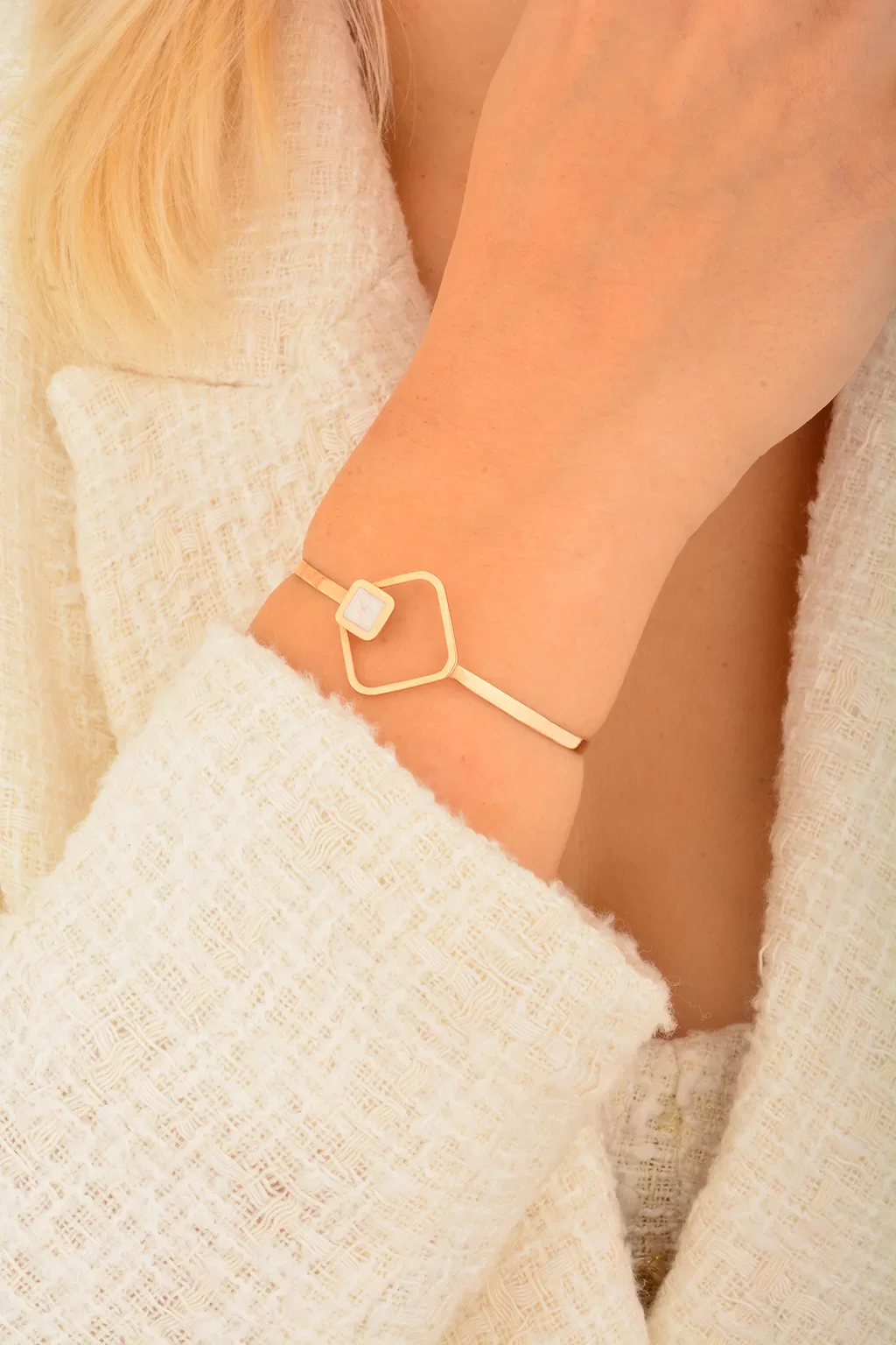 Cebeci 14 Ayar Taşlı Rose Altın Bilezik