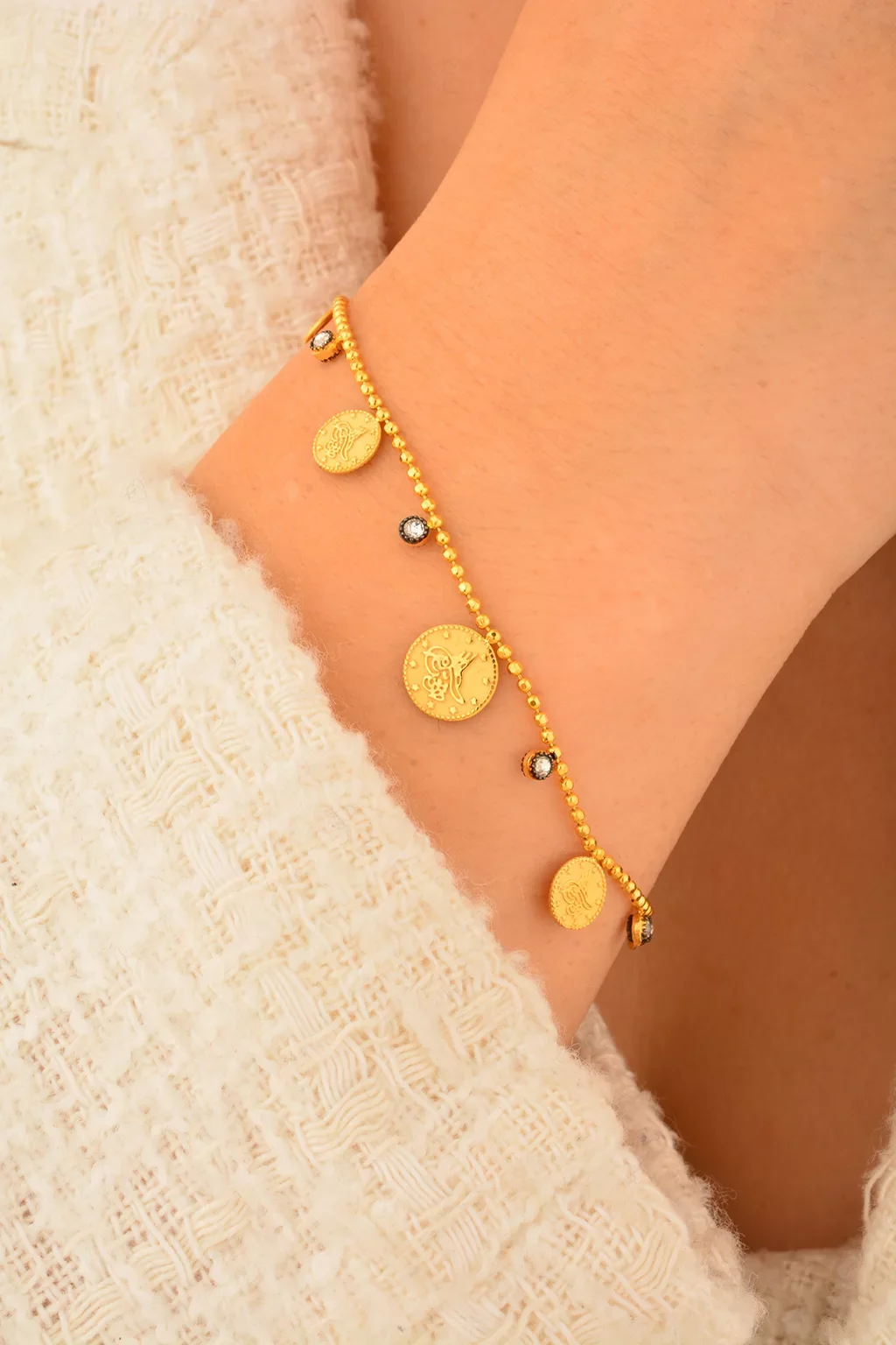 Cebeci 14 Ayar Tuğra Sıralı Altın Bileklik