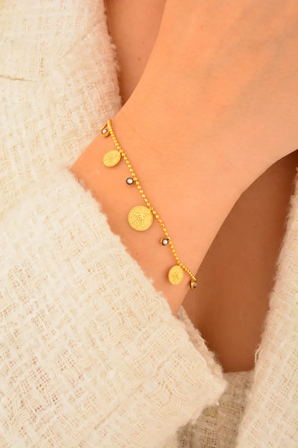 Cebeci 14 Ayar Tuğra Sıralı Altın Bileklik