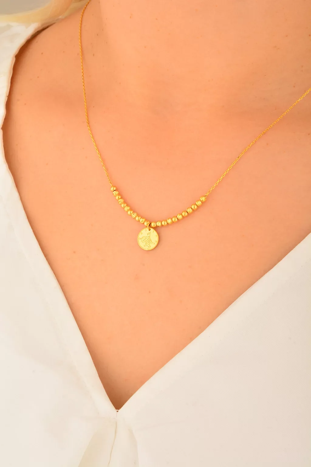 Cebeci 14 Ayar Tuğralı Dorika Altın Kolye