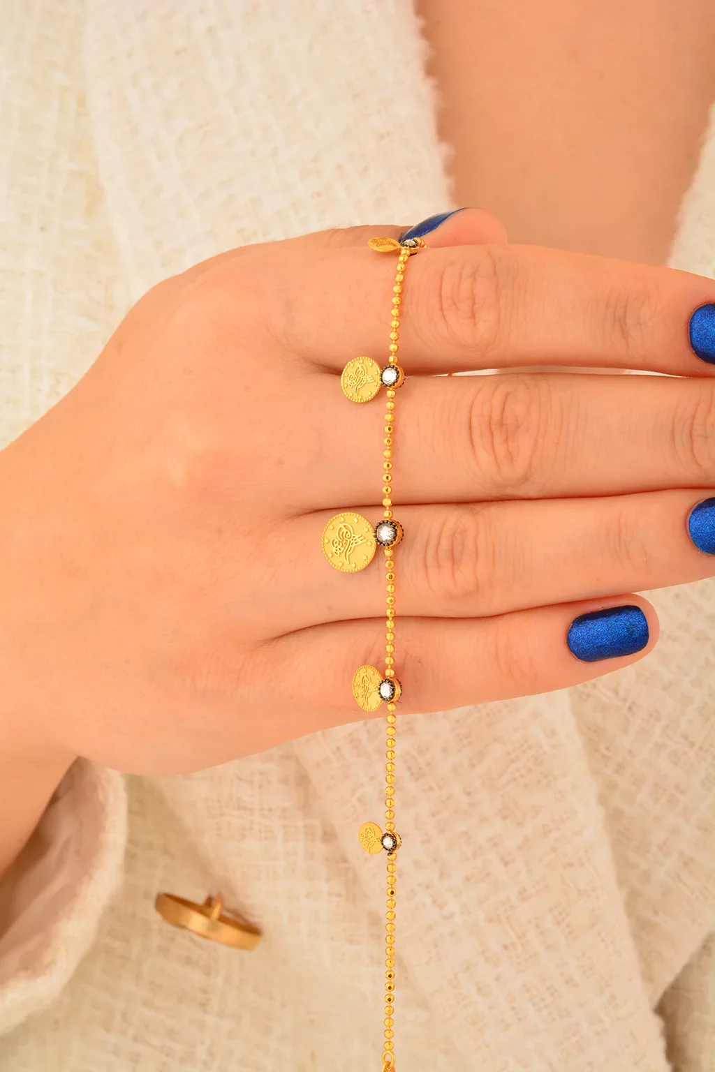 Cebeci 14 Ayar Tuğralı Sıralı Altın Bileklik