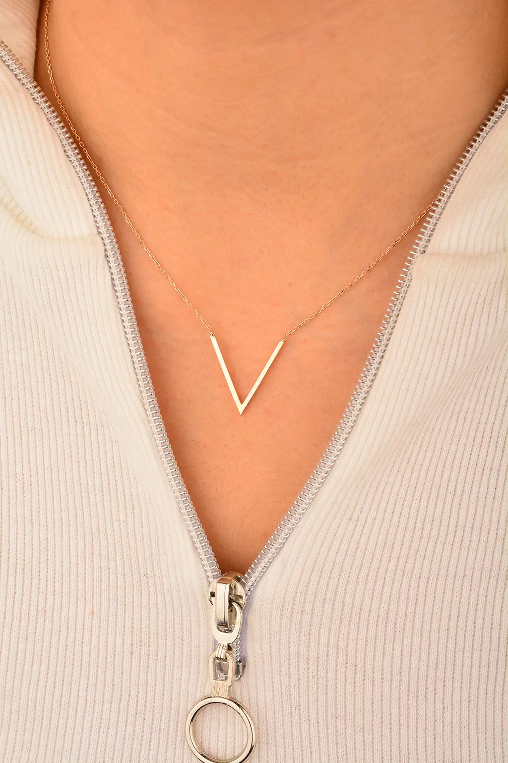 Cebeci 14 Ayar V Rose Altın Kolye