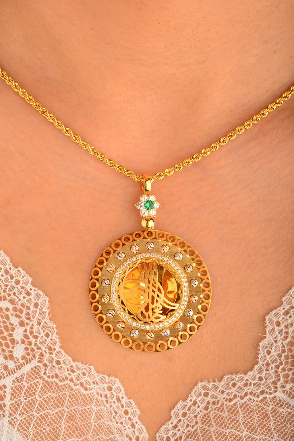 Cebeci 14 Ayar Yeşil Taşlı Tuğralı Kolye Ucu