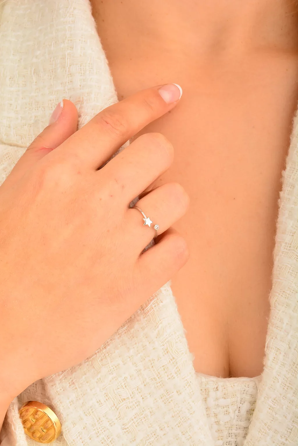 Cebeci 14 Ayar Yıldız Kelepçe Beyaz Altın Yüzük