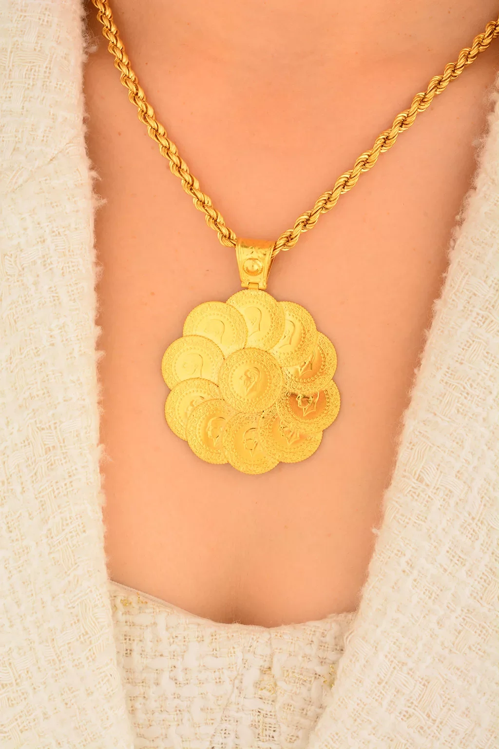 Cebeci 22 Ayar Çeyrek Altın Kolye Ucu