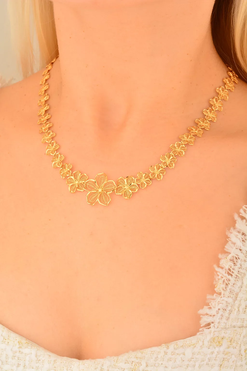 Cebeci 22 Ayar Çiçek Altın Kolye