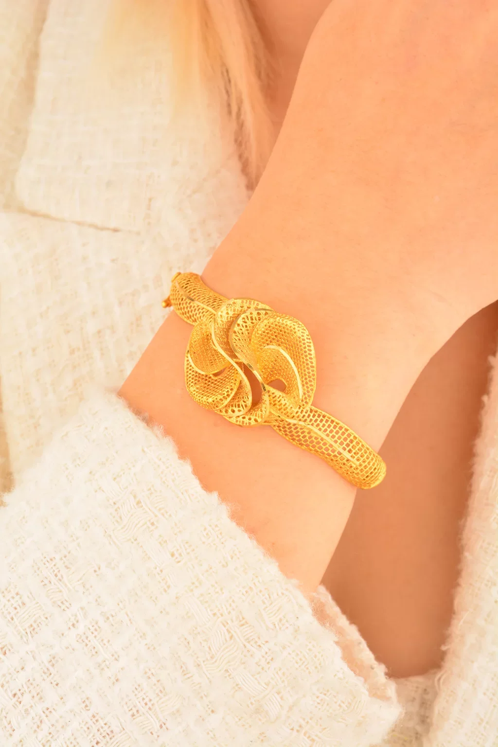 Cebeci 22 Ayar Çiçek Kelepçe Altın Bilezik