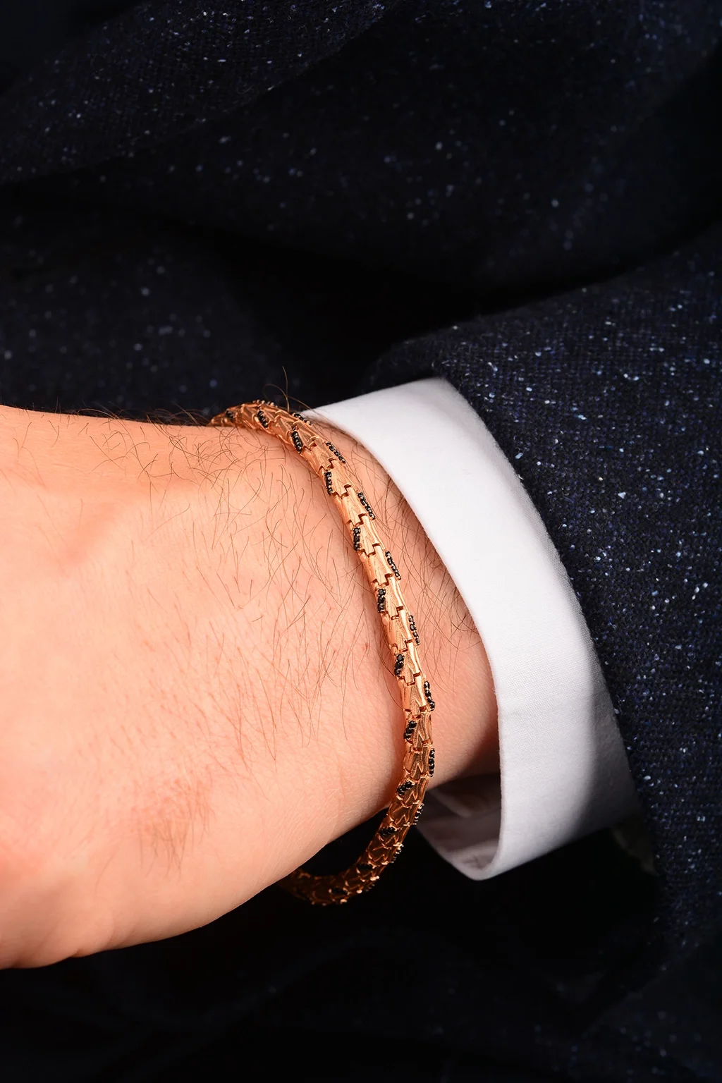 Cebeci 14 Ayar İşlemeli Rose Altın Bileklik