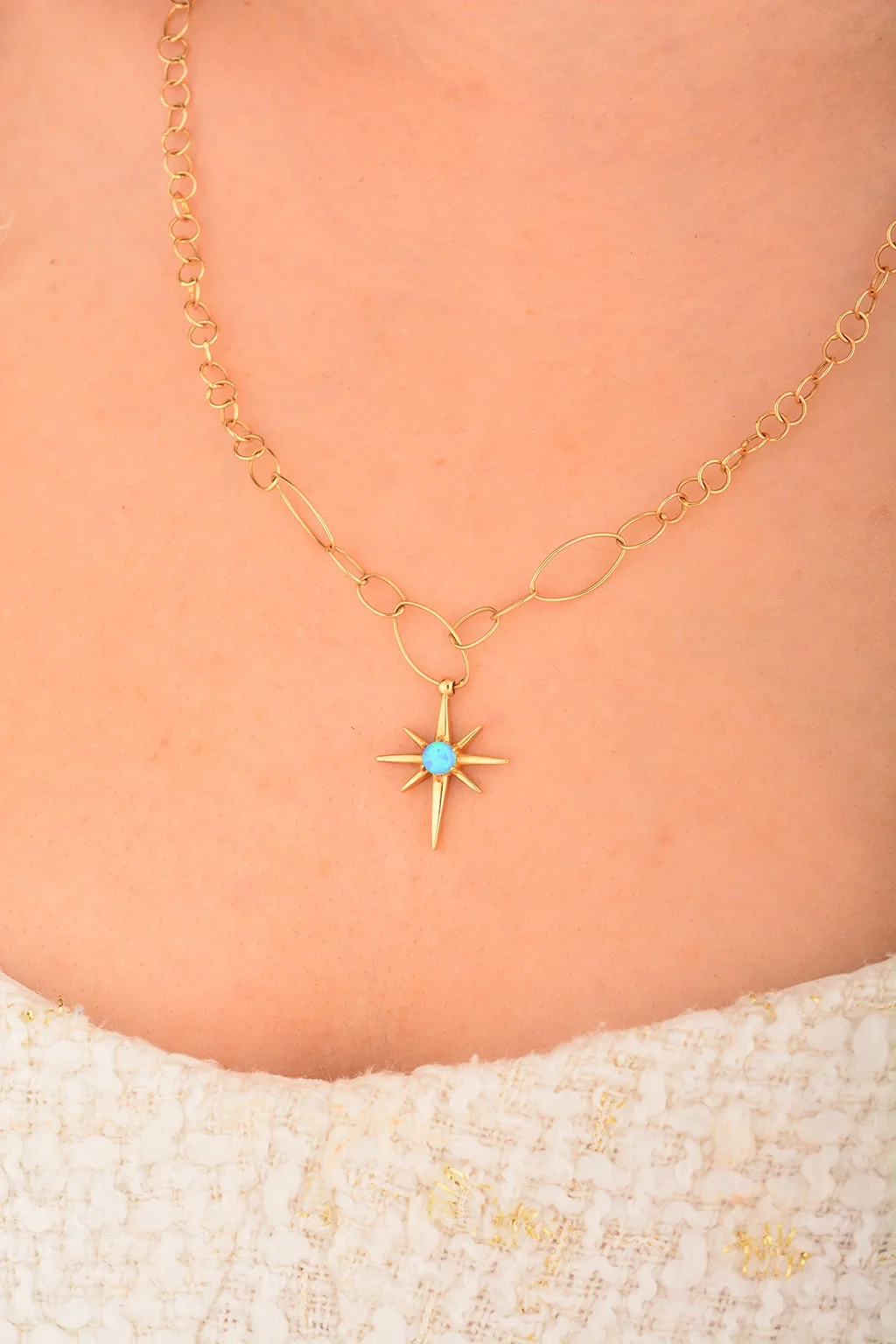 Cebeci 14 Ayar Mavi Taşlı Kuzey Yıldızı Altın Kolye