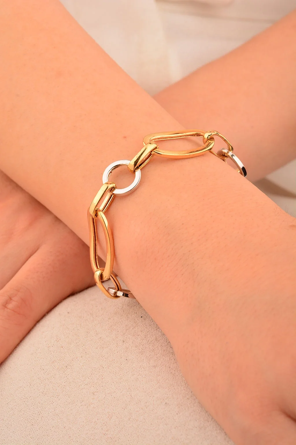 Cebeci 14 Ayar Renkli Altın Halka Bileklik