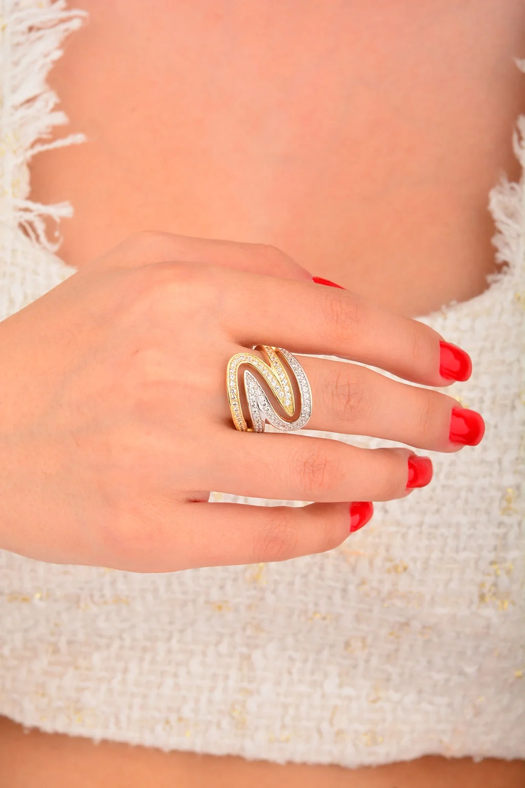 Cebeci 14 Ayar Taşlı Dalgalı Altın Yüzük