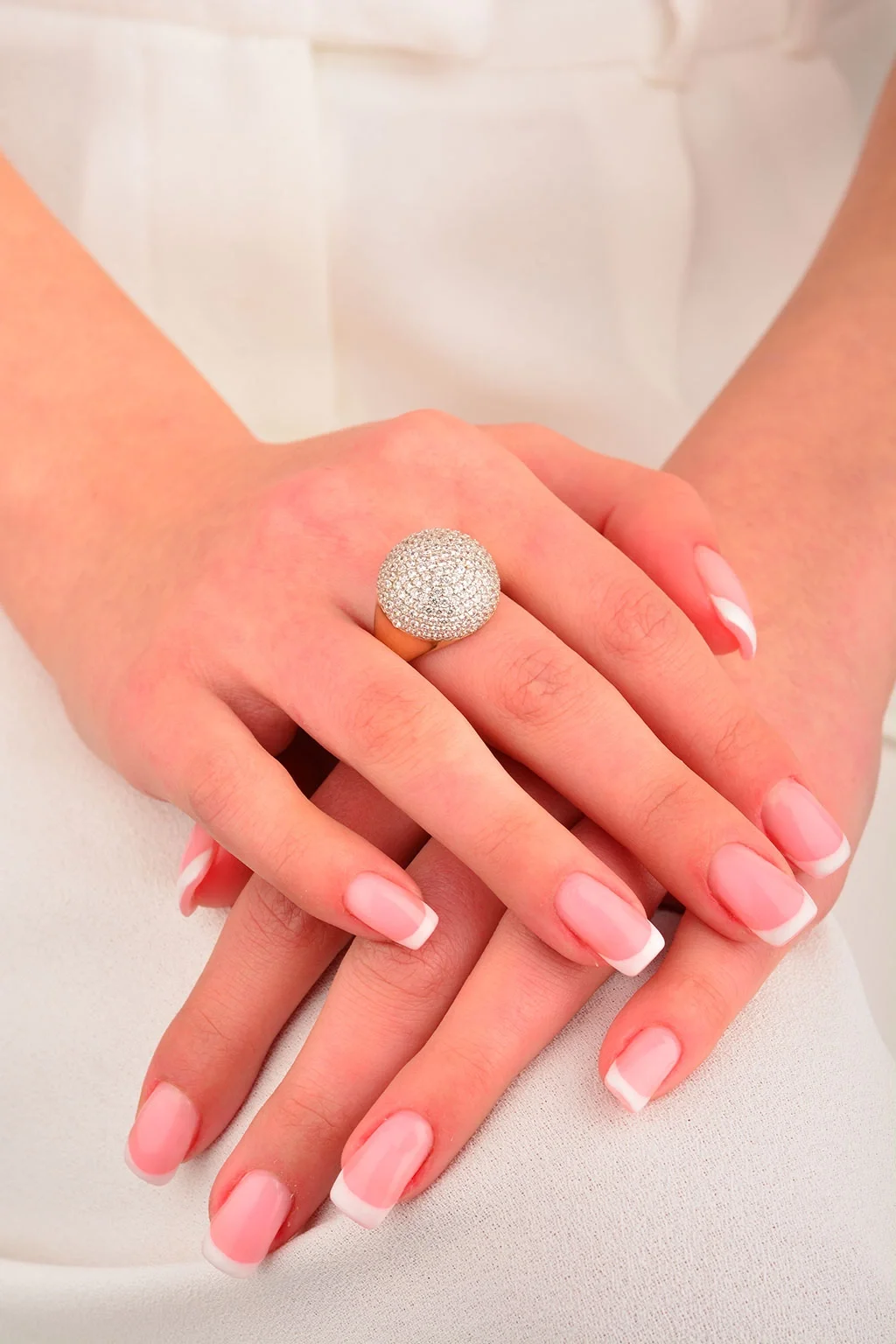 Cebeci 14 Ayar Yuvarlak Taşlı Anne Yüzük