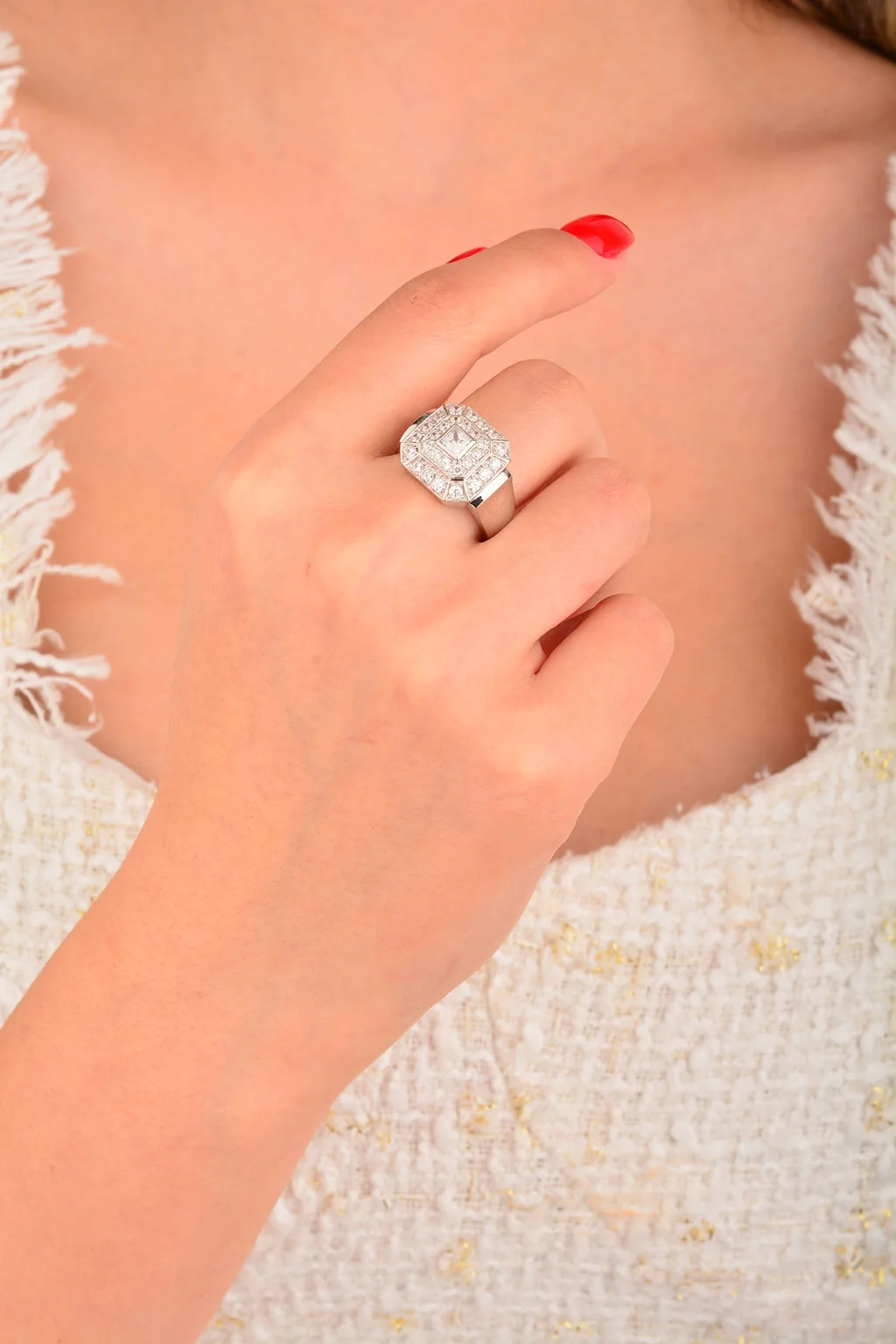 Cebeci 14 Ayar Taşlı Beyaz Altın Fantezi Yüzük