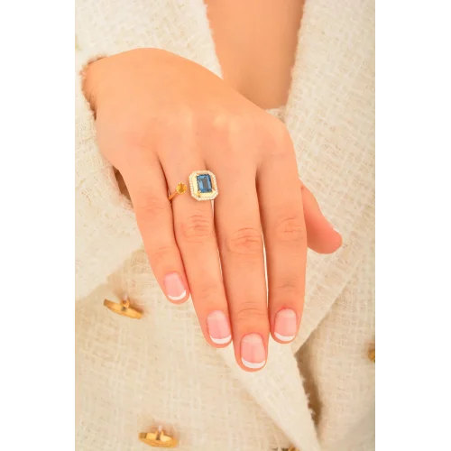 Cebeci 14 Ayar Renkli Taşlı Altın Yüzük