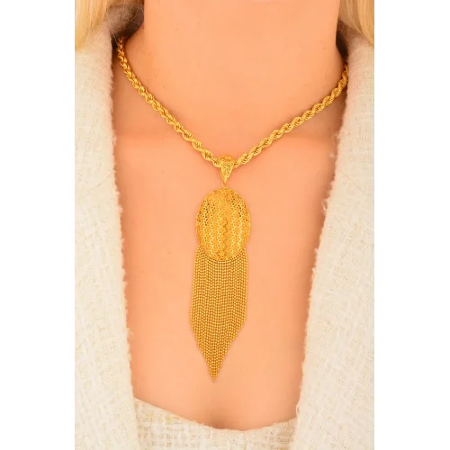 Cebeci 22 Ayar Çiçek İşlemeli Sarkan Altın Kolye