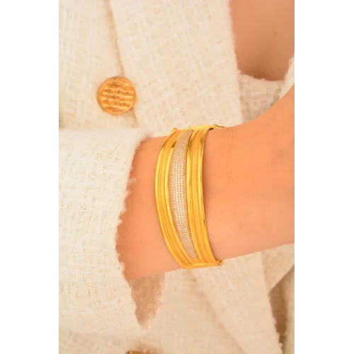 Cebeci 22 Ayar Taş Detaylı Kelepçe Altın Bilezik