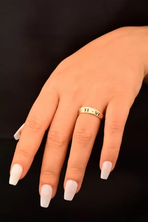 Cebeci 14 Ayar Taşlı Roma Rakamlı Altın Yüzük