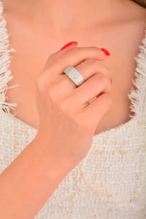 Cebeci 14 Ayar Taşlı Sıralı Altın Yüzük