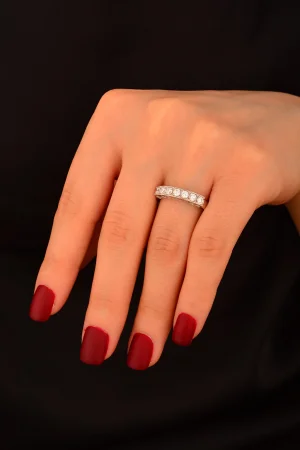 Beş Taş Beyaz Altın Yüzük