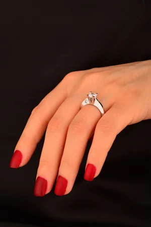 Beyaz Altın Tek Taş Yüzük