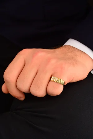 Erkek Taşlı Altın Yüzük