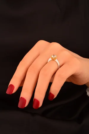 Tek Taş Altın Yüzük