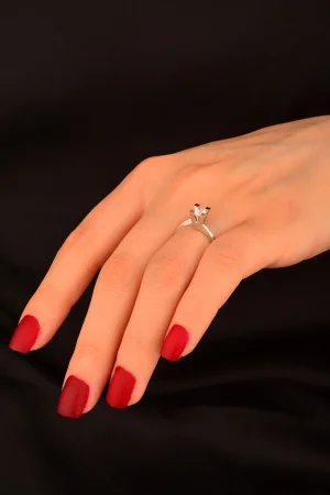 Tek Taş Altın Yüzük