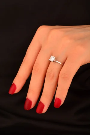 Tek Taş Altın Yüzük