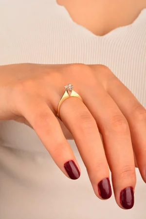 Cebeci 14 Ayar Tek Taşlı Altın Yüzük