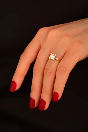 Tek Taş Altın Yüzük