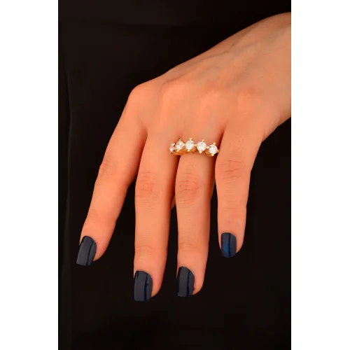 Beş Taş Altın Yüzük