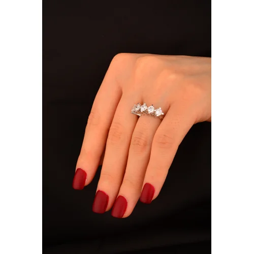 Cebeci 14 Ayar Beyaz Altın Beştaş Yüzük