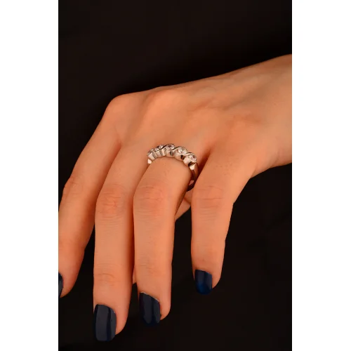 Cebeci 14 Ayar Beş Taş Beyaz Altın Yüzük