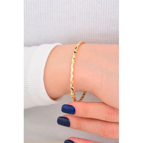 Burgu Kelepçe Altın Bilezik